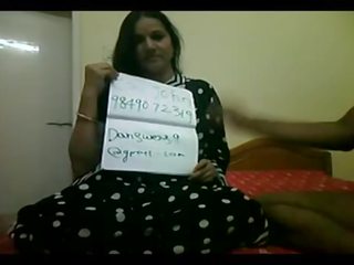 Negra saree prostituta bj a cliente en hotel habitación