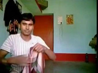 Indian tineri desi îndrăgostiți podea fucking- (desiscandals.net)