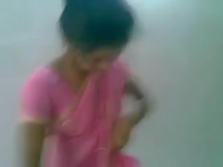 Telugu สีชมพู saree